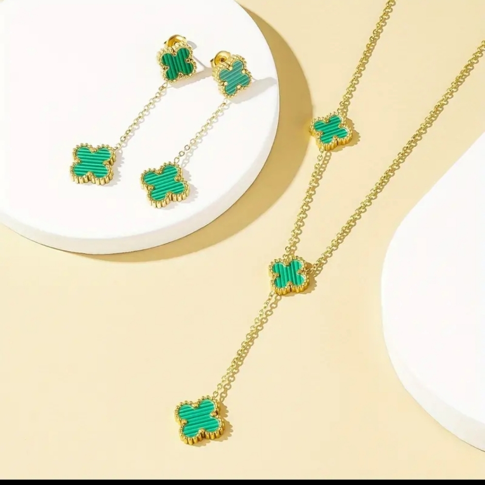 3 Pcs Stainless Steel Necklace / Earrings Jewelry Set.Gold Toned. - Picture 5 of 5